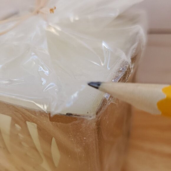 Butterfly Gold Metal Candle Holders White Unscented Candles VTG 1990s Set Of 2 - Picture 11 of 11